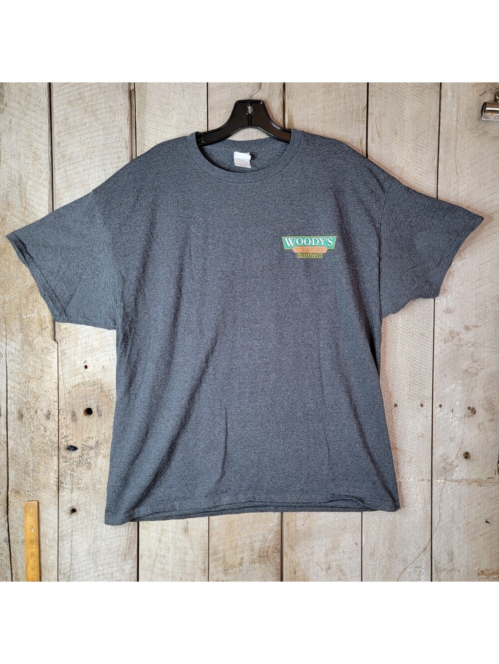 Men's T-shirt Men's XL Blue " Woodys Draught Beer Tap This" Graphic Hawaii Aloha